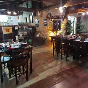Leanza La Hotel